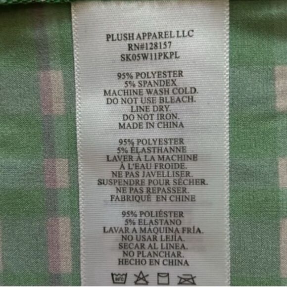 Revolve Plush Plaid Sarong Skirt(Size Medium) - Picture 4 of 5